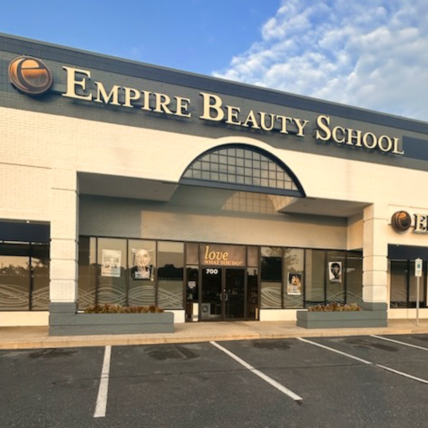 Empire Beauty School campus Charlotte-Pineville